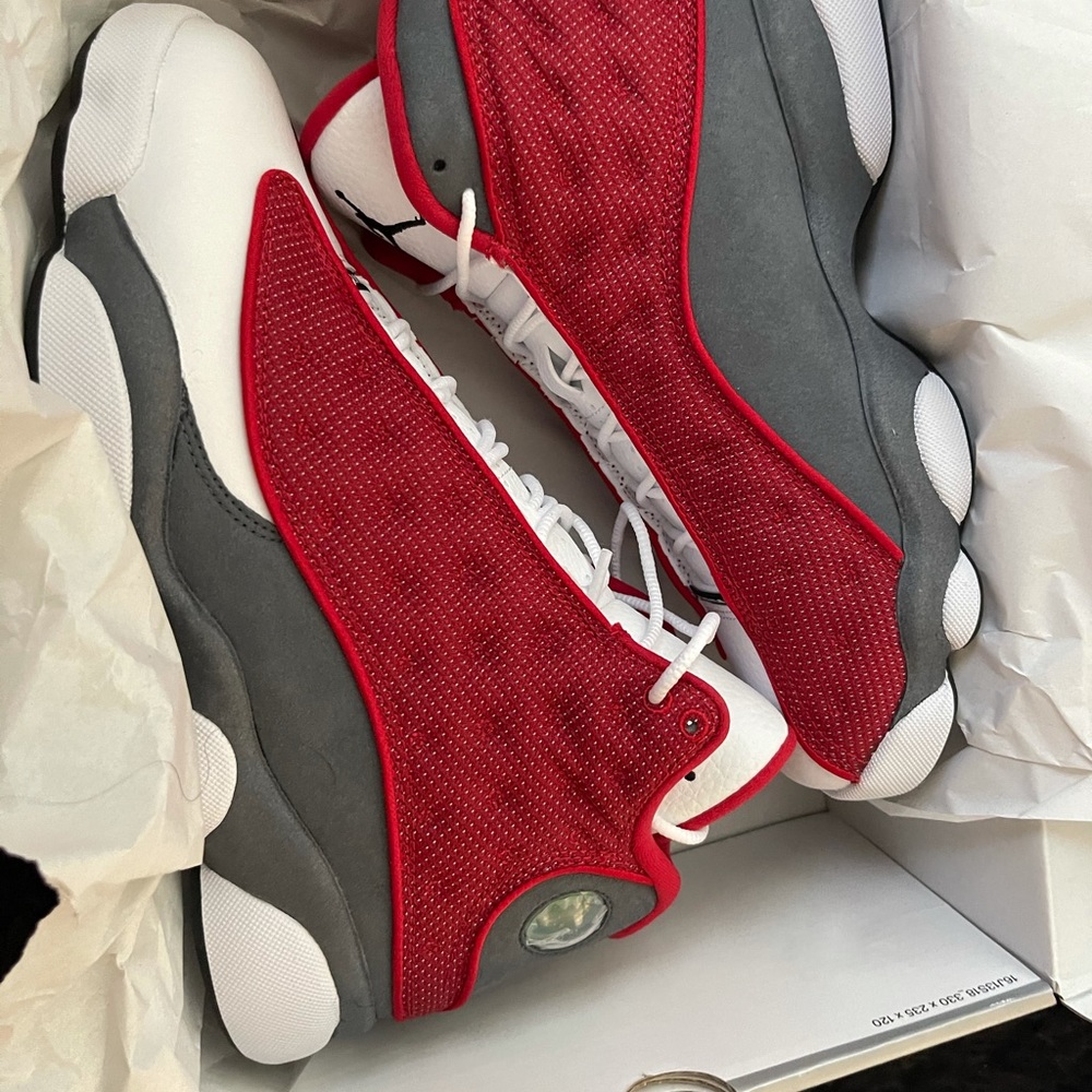 Solddd Jordan  13s red/white/grey - Picture 3 of 5